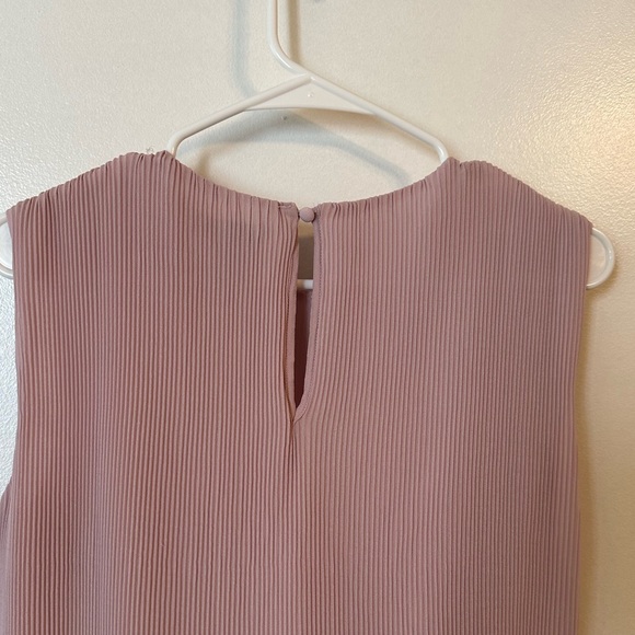 H&M Tank - Picture 2 of 3